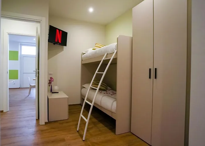 Camelia - Radice Comfort - Leonardo, Mxp & Laghi * セスト・カレンデ